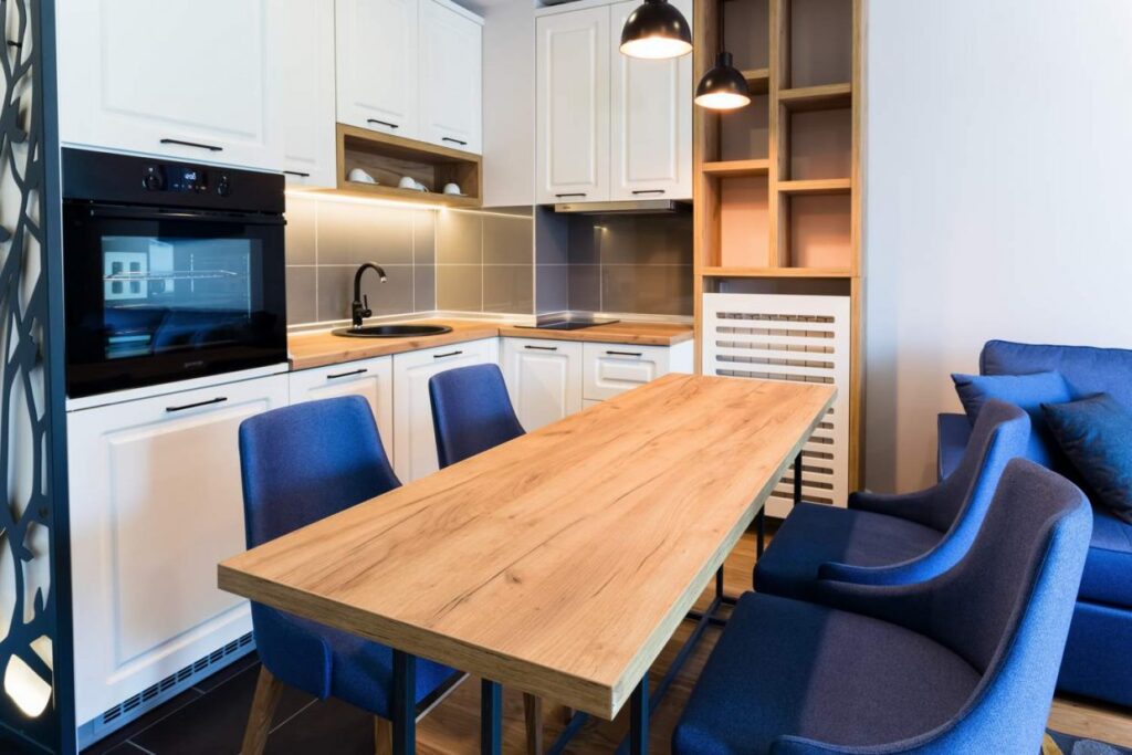 HC0A0113-1240×827-1-1