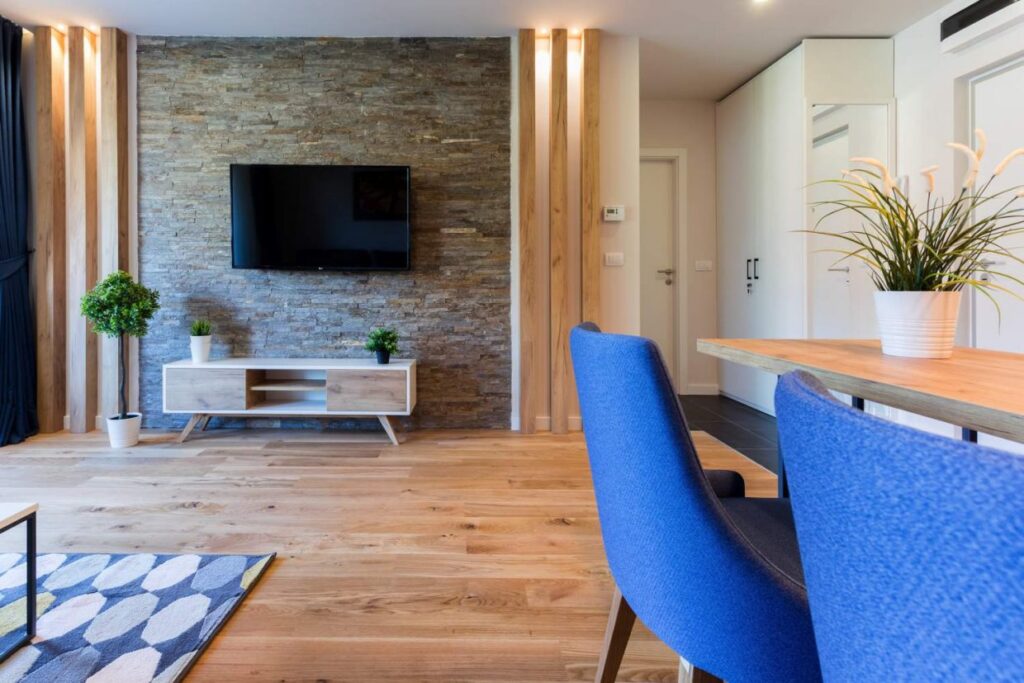 HC0A0208-1-1240×827-1-1