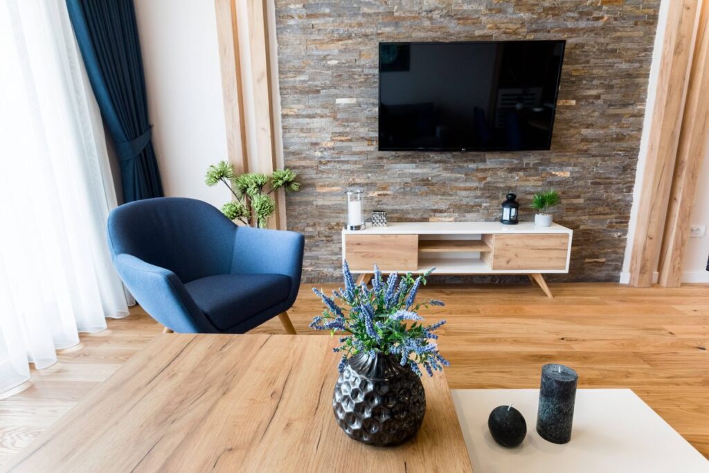 HC0A0373-1240×827-1-1