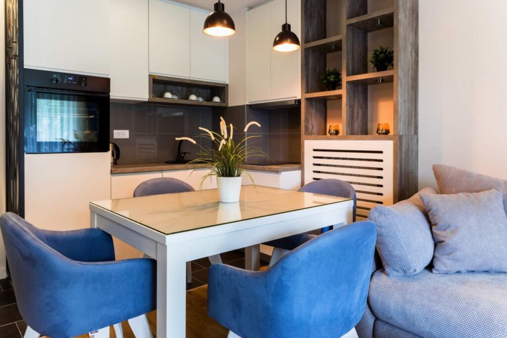 HC0A0417-1240×827-1-1