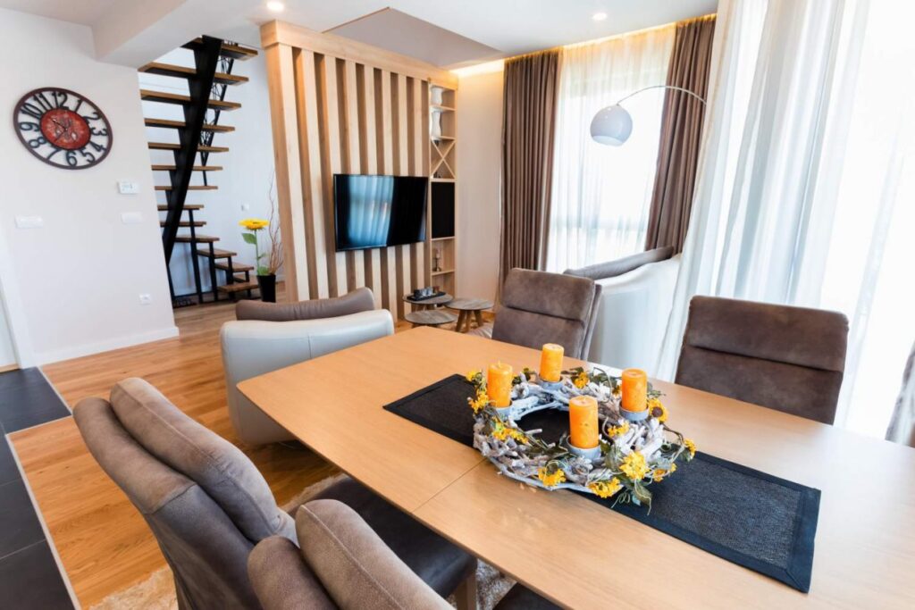 HC0A9922-1240×827-1-1