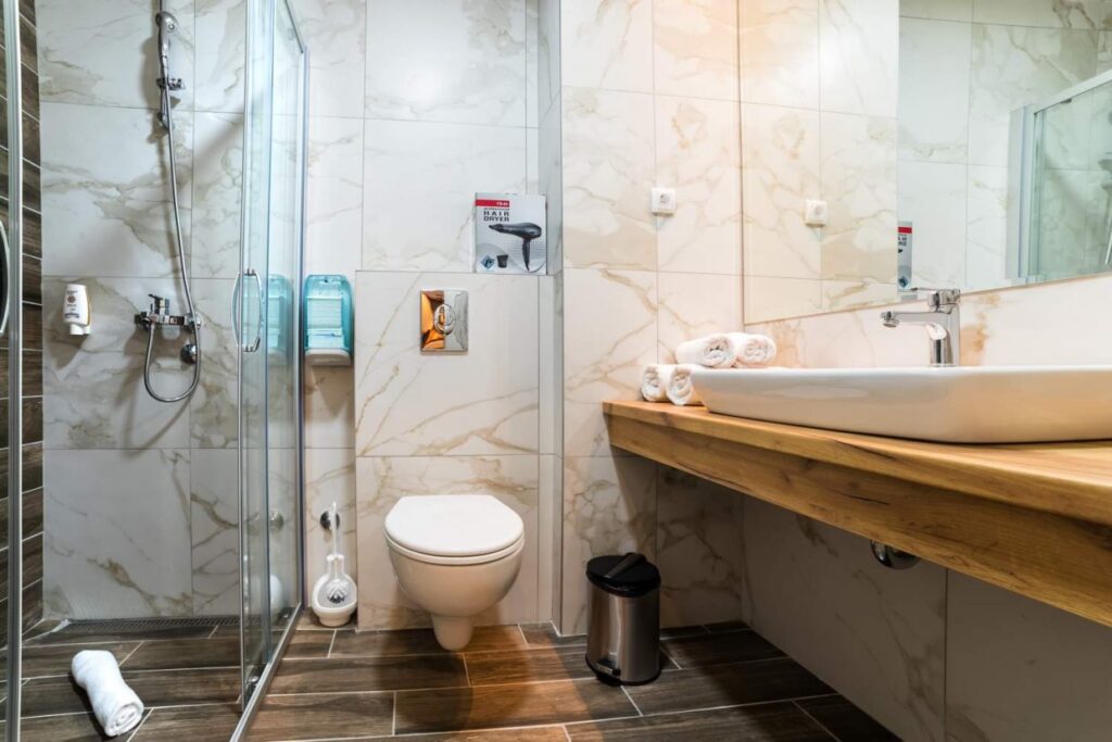 HC0A9967-1240×827-1-1