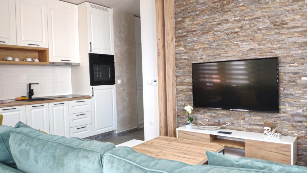 IMG_20200811_133150-1240×698-1-1