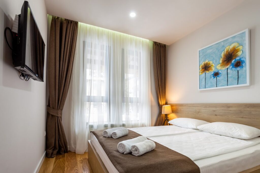 IMG_4552-1240×827-1-1