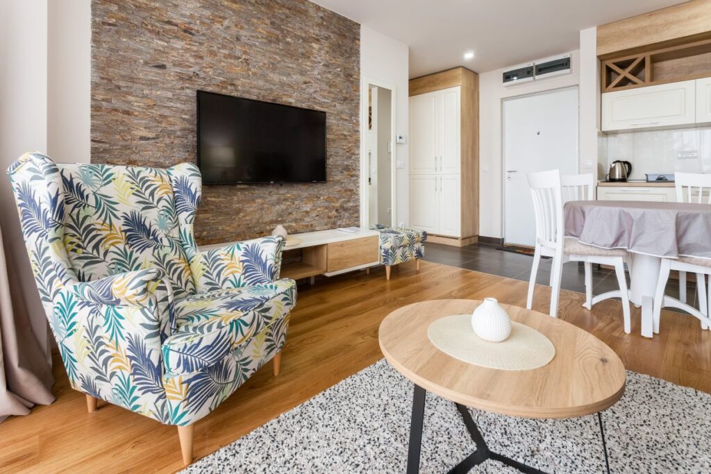 IMG_4727-1240×827-1-1