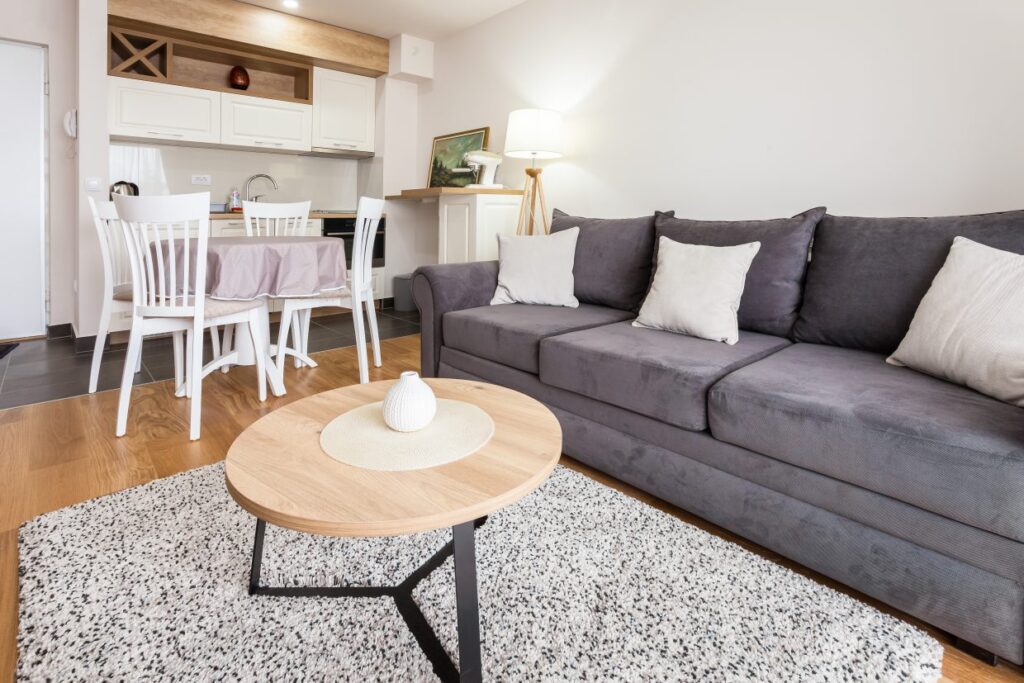 IMG_4730-1-1240×827-1-1