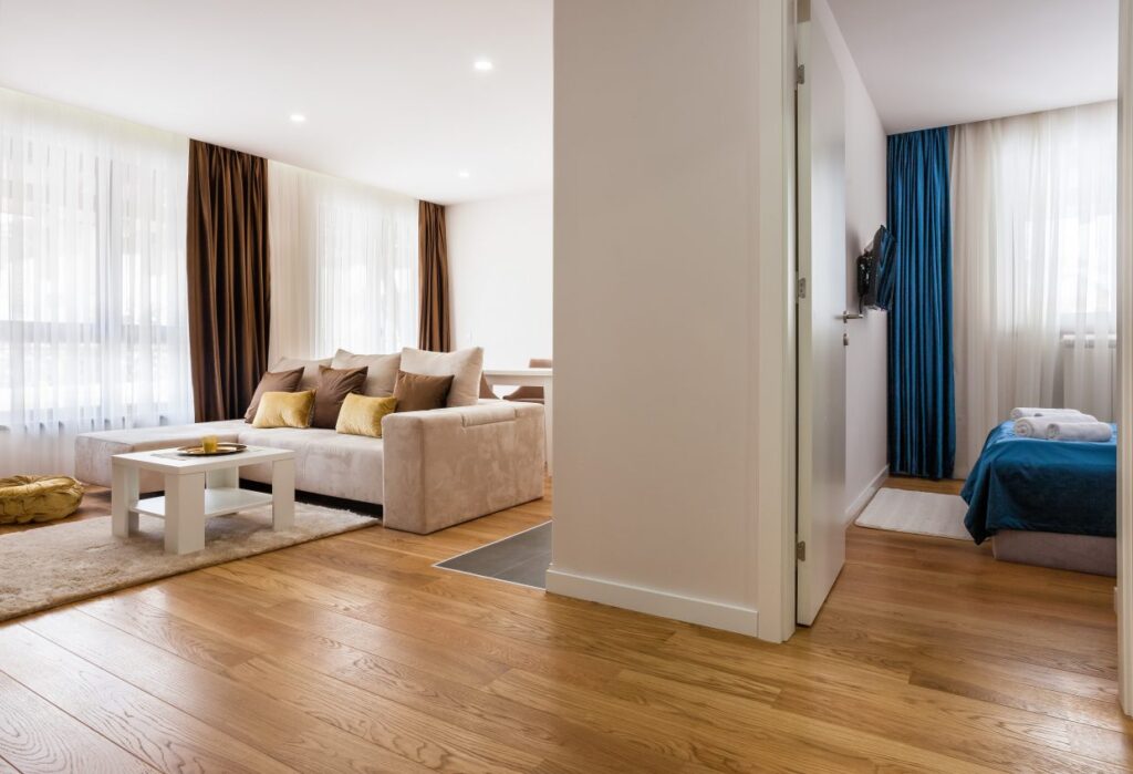 IMG_4898-1240×847-1-1