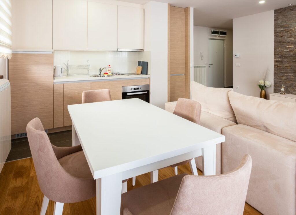 IMG_4922-1240×903-1-1