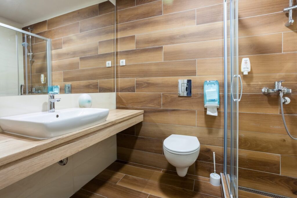 IMG_4976-1240×827-1-1