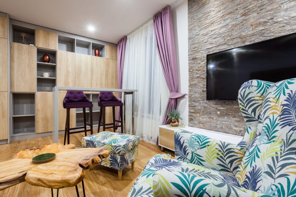 IMG_5079-1240×827-1-1