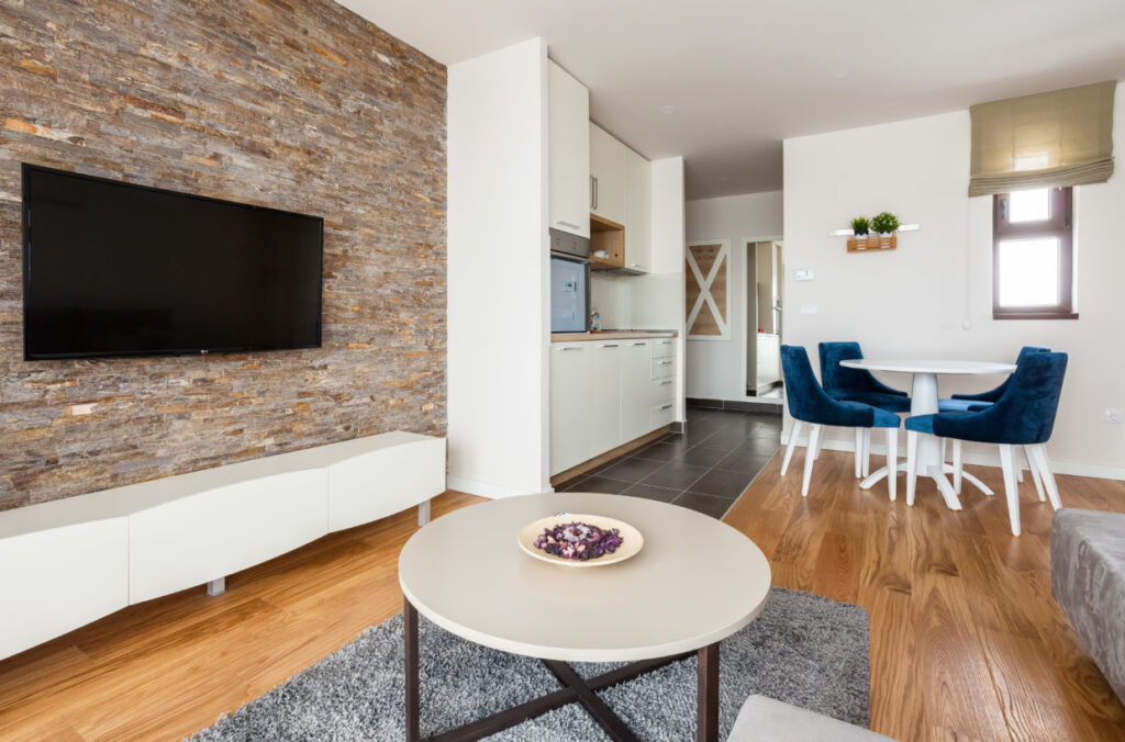 IMG_5134-1-1240×818-1-1