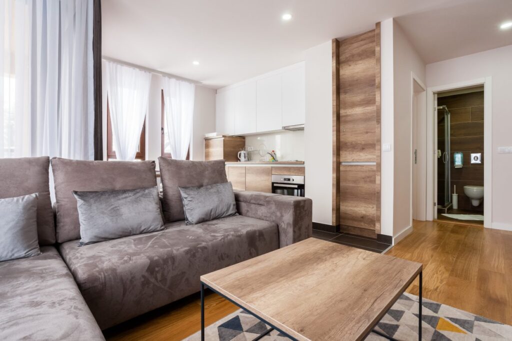 IMG_5165-1240×827-1-1