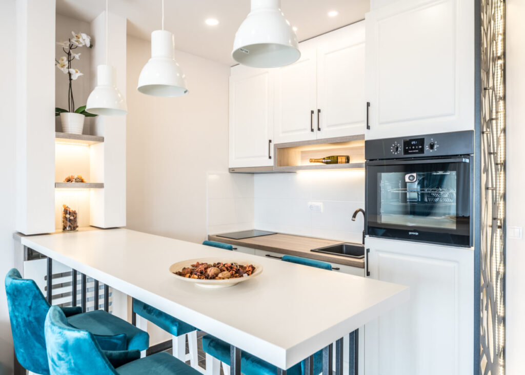 LUKA KOPRIVICA – LUKA3RD@GMAIL.COM