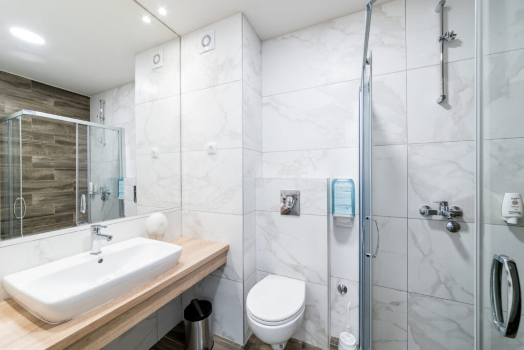 LUKA KOPRIVICA – LUKA3RD@GMAIL.COM