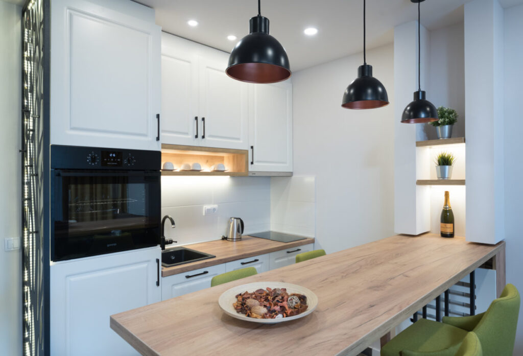 LUKA KOPRIVICA – LUKA3RD@GMAIL.COM