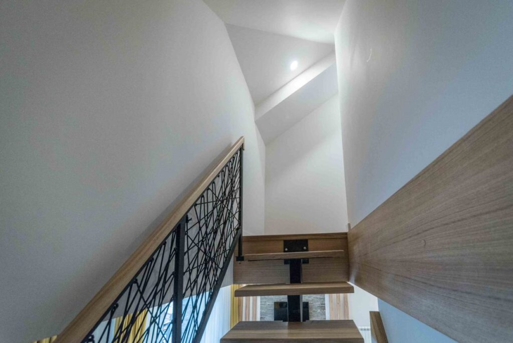 LUKA KOPRIVICA – LUKA3RD@GMAIL.COM