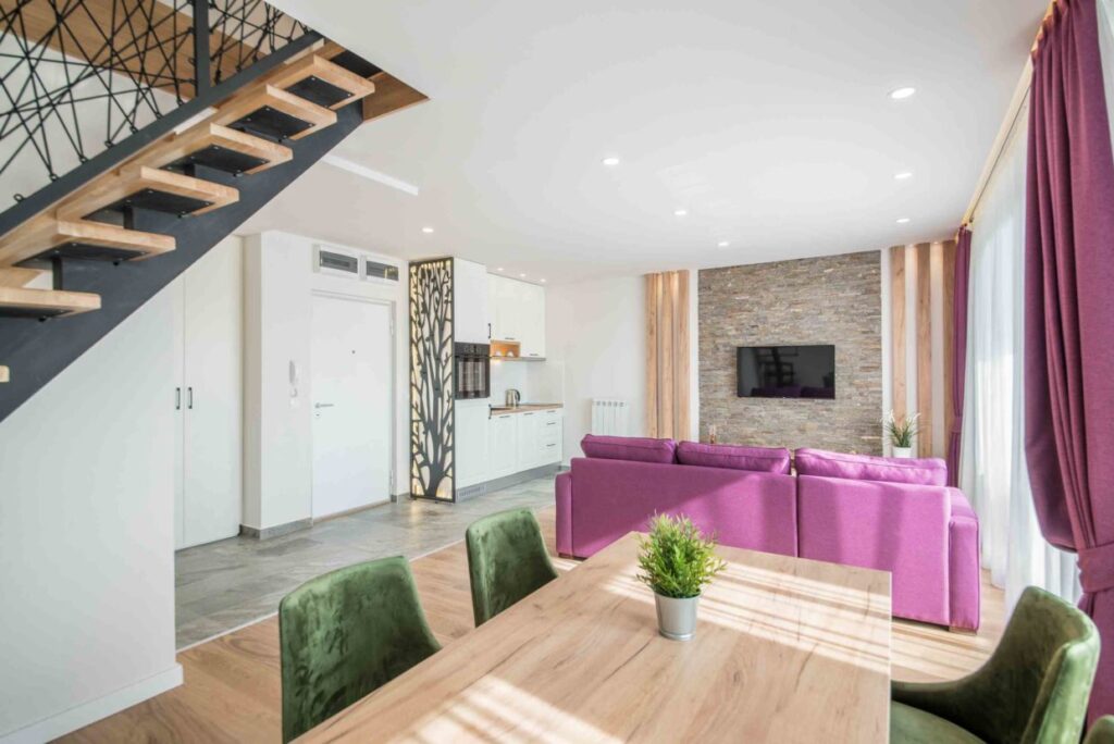 LUKA KOPRIVICA – LUKA3RD@GMAIL.COM