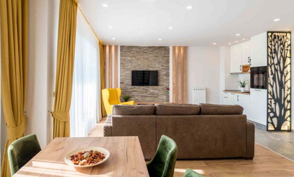 LUKA KOPRIVICA – LUKA3RD@GMAIL.COM