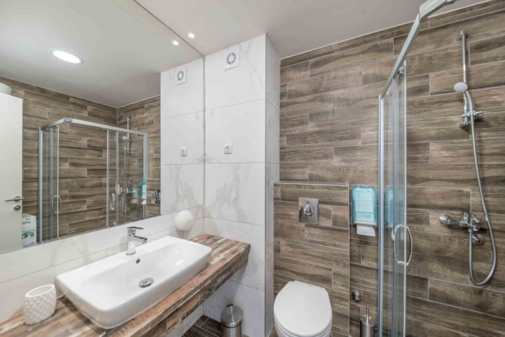 LUKA KOPRIVICA – LUKA3RD@GMAIL.COM