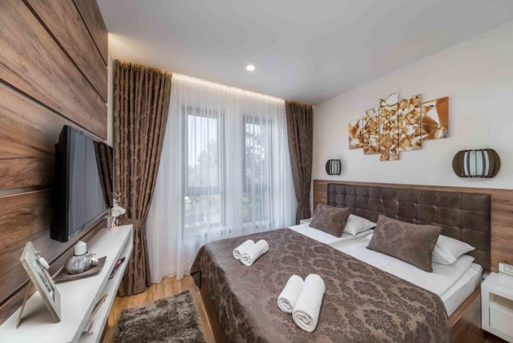 LUKA KOPRIVICA – LUKA3RD@GMAIL.COM